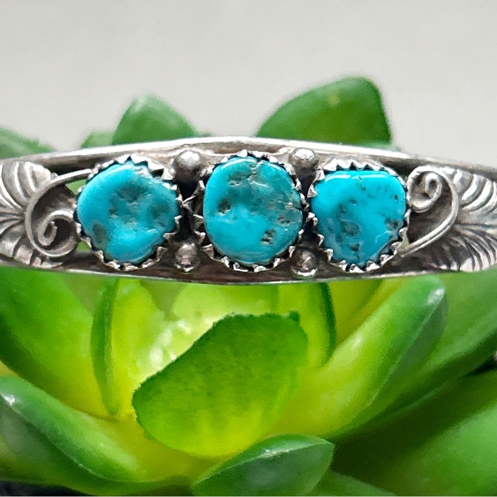 Vintage Southwestern Handmade Turquoise Sterling Silver Cuff Bracelet